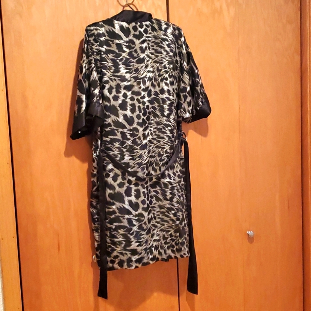 Night 🌙 Essence, Sz Small, Black and Grey Night Gown - Picture 3 of 6